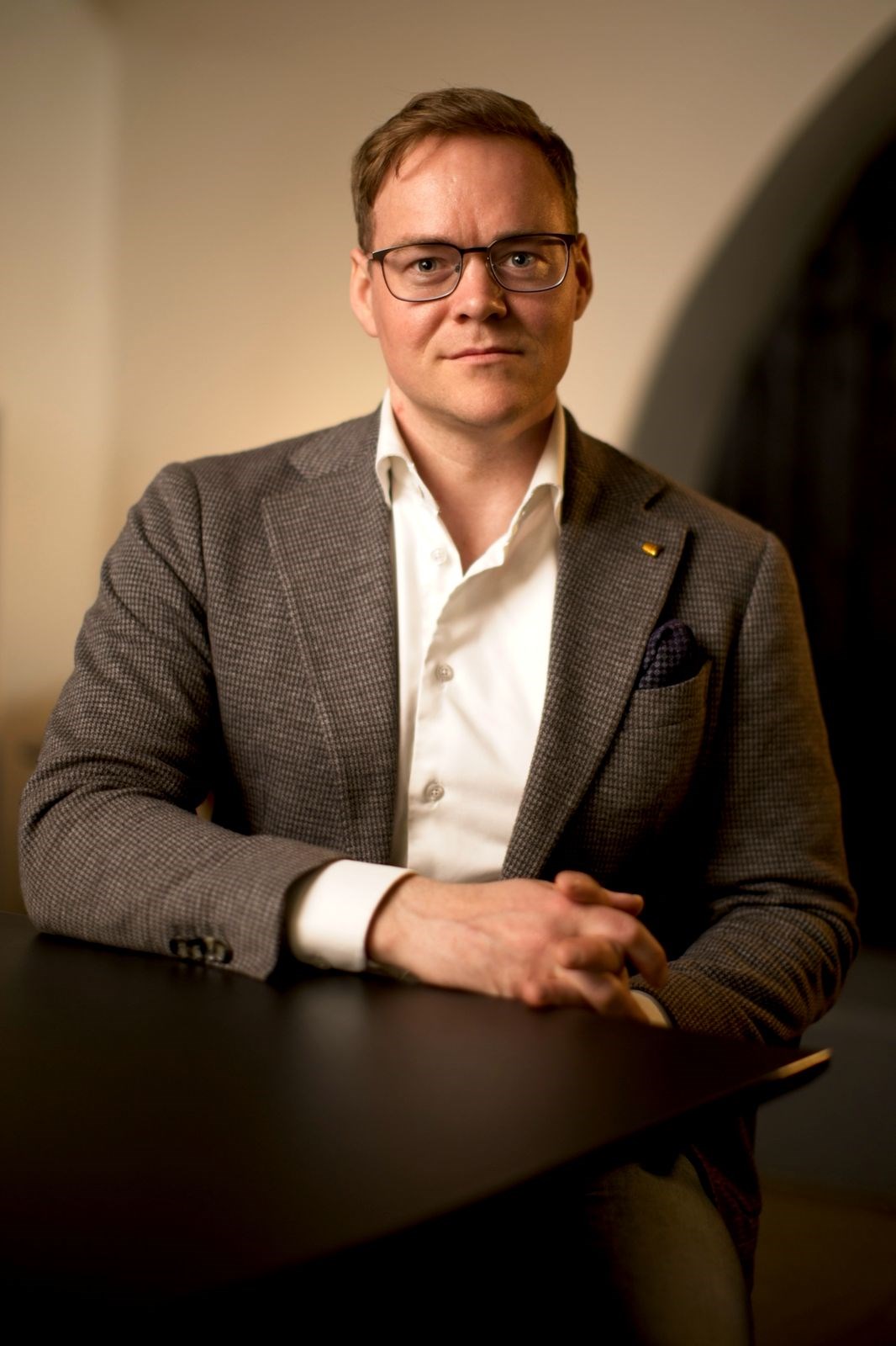 Nicolas Lund Madsen
Erhvervsmægler & Indehaver
Tlf: +45 30 15 29 99
Mail. nm@dk-estate.dk